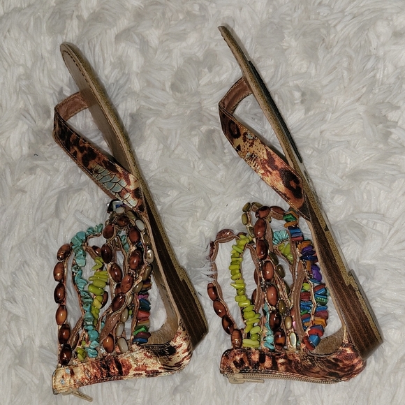 Sandals - Picture 3 of 3